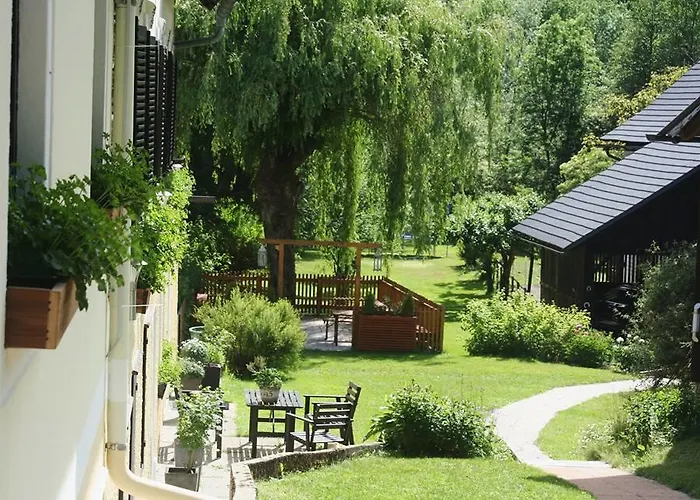 Kleine Paradies * Hermagor-Pressegger See